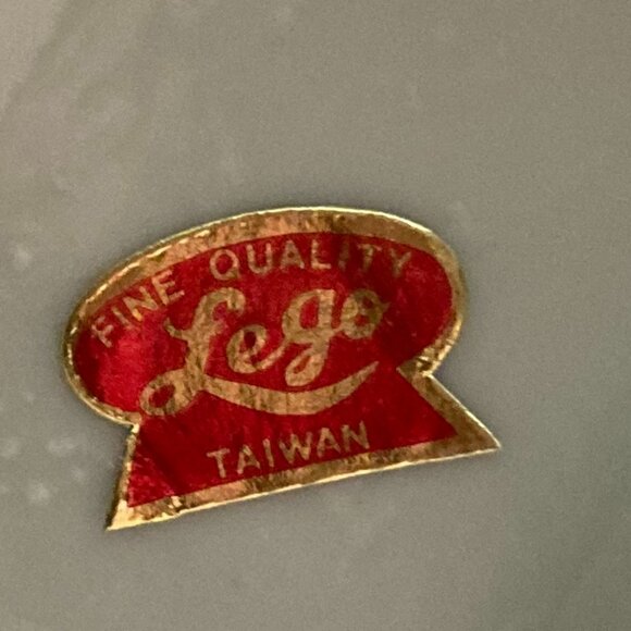 Vintage Praying Boy and Girl with Doves Porcelain Figurines Set of Two EUC - Picture 15 of 15